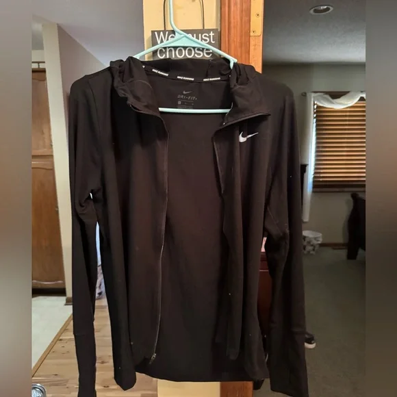 Nike Black Dri-FIT Jacket - Picture 1 of 1